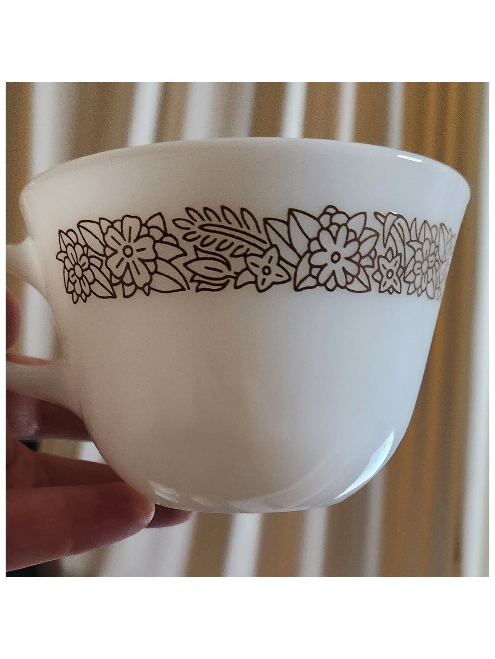 Vintage Corning Woodland Brown Coffee Mugs Corelle Floral Milk Glass Cup